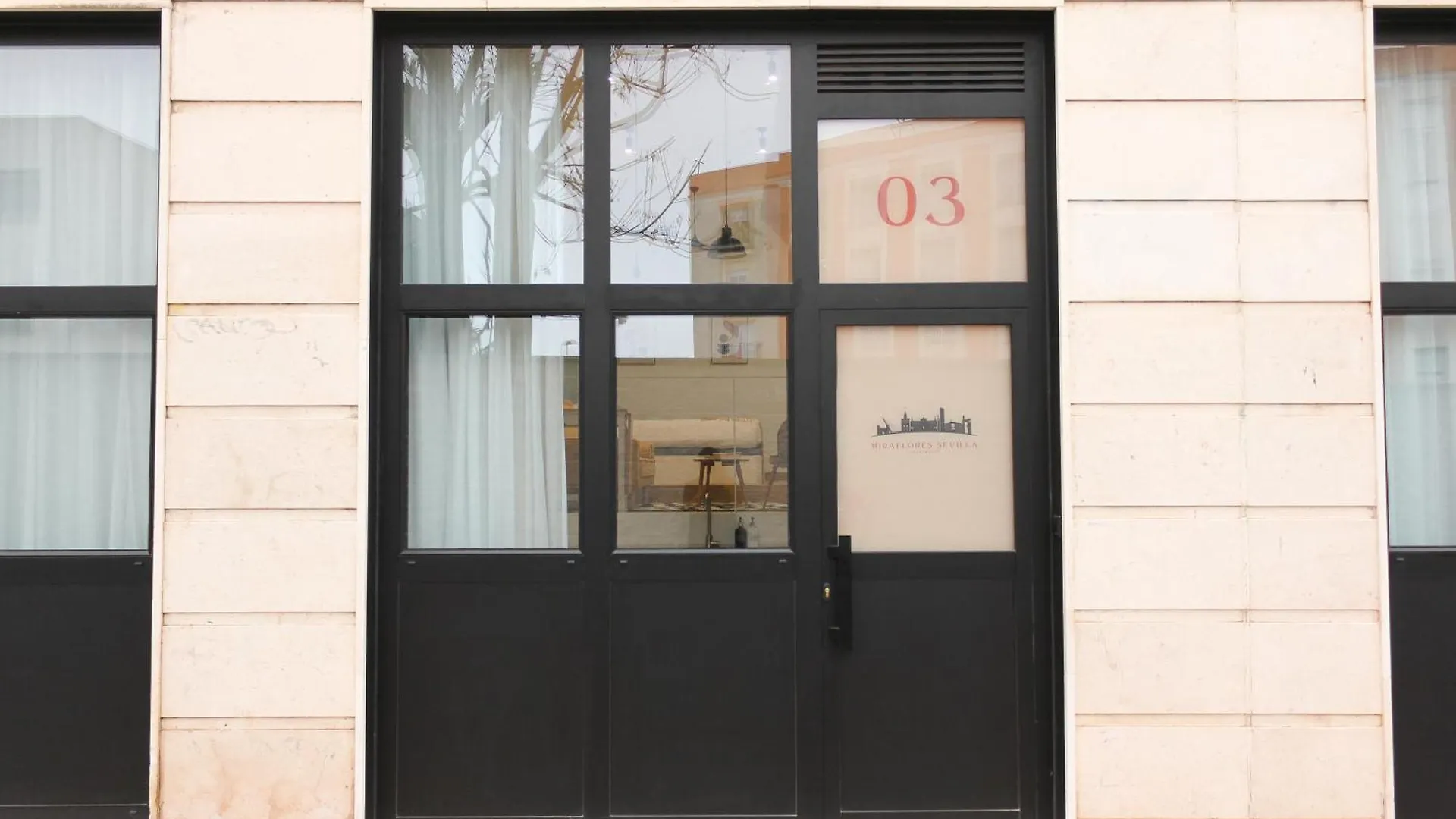 Monkeys Apartments Miraflores Seville Spain