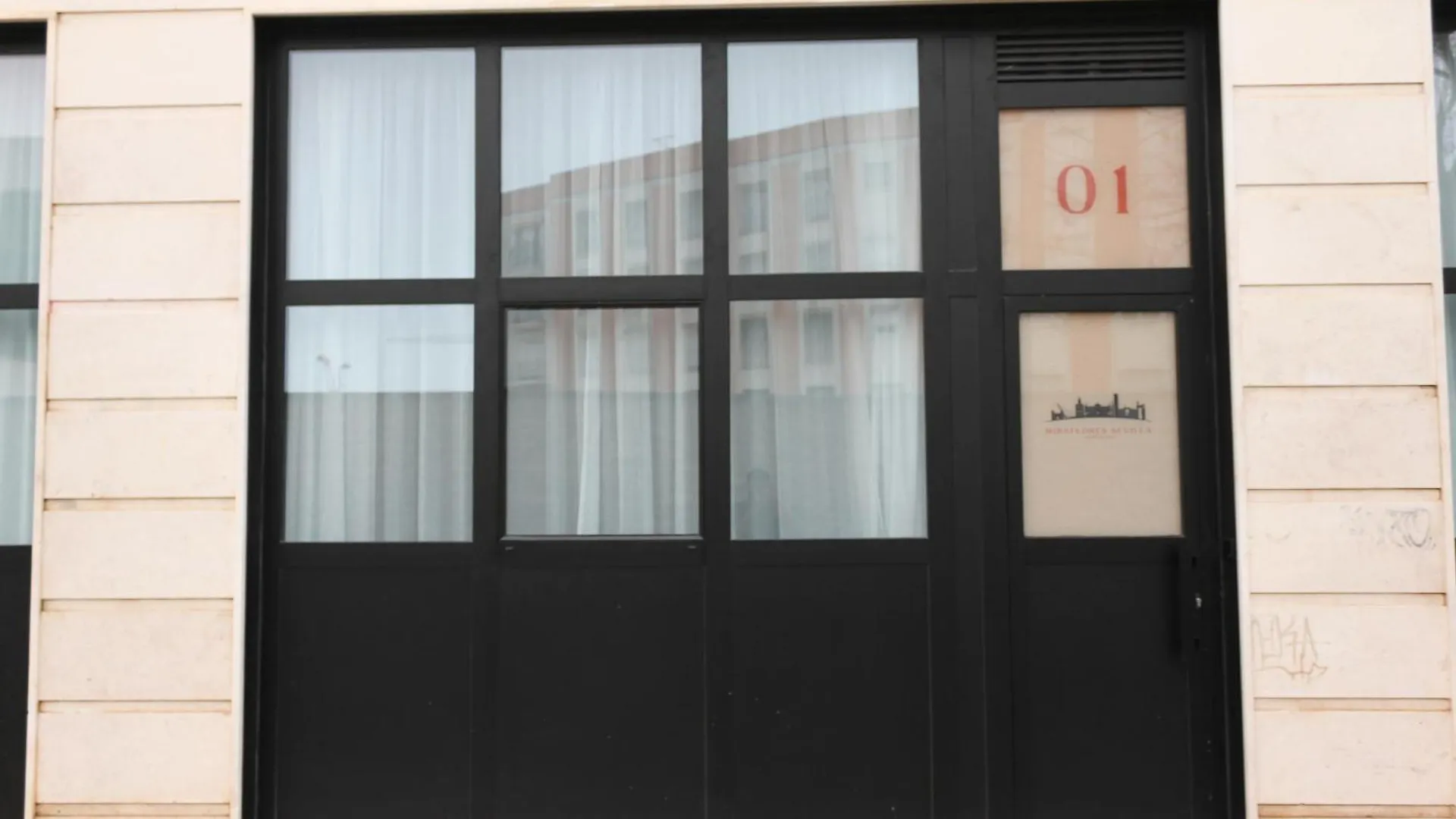 Monkeys Apartments Miraflores Seville