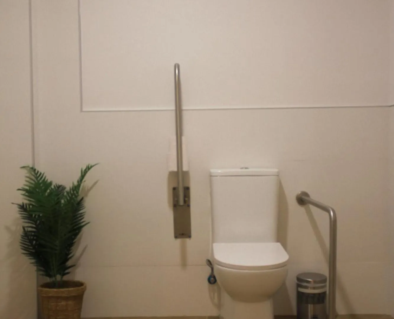Monkeys Apartments Miraflores Seville